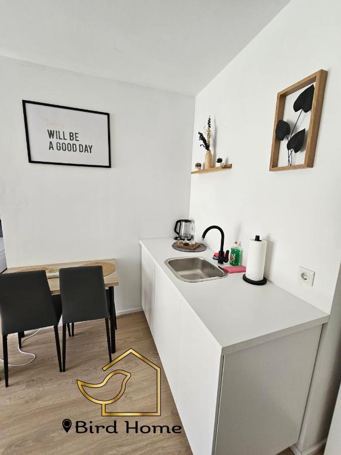 Bird Home Room 9 Клагенфурт Екстериор снимка